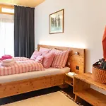 Haus Am Salz Mit Sauna Semesterbostad Bad Ischl